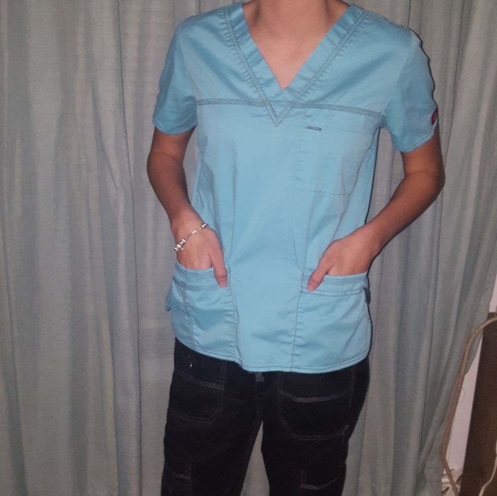 Dickies set of black pants and a blue top Scrubs